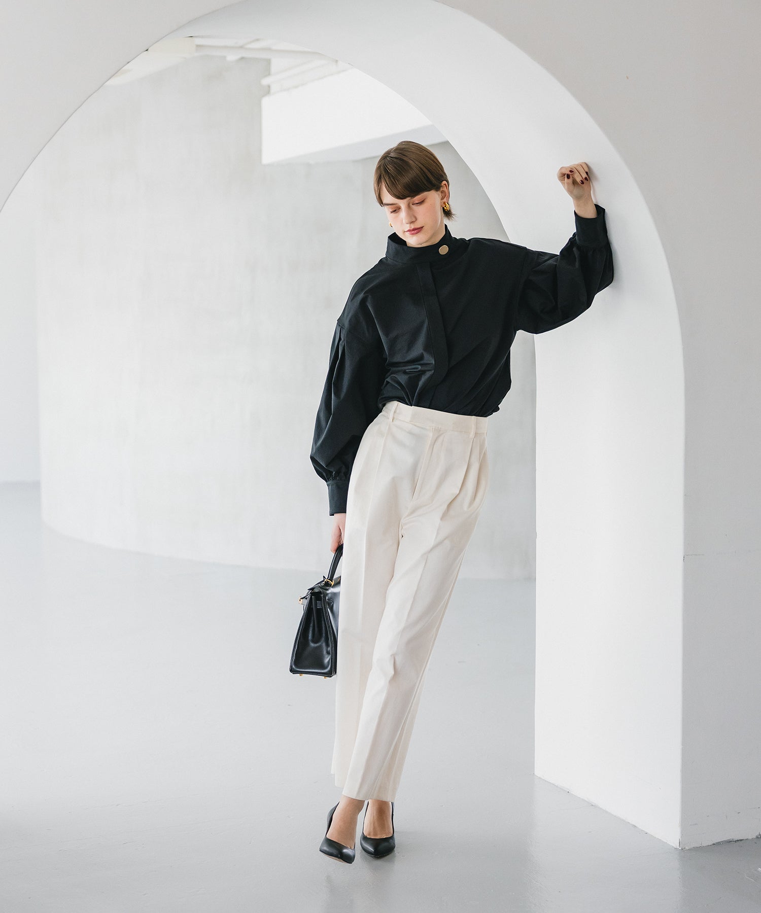 mare ゴールドボタンボリュームスリーブブラウス mare ゴールドボタンボリュームスリーブブラウス Gold Button Volume