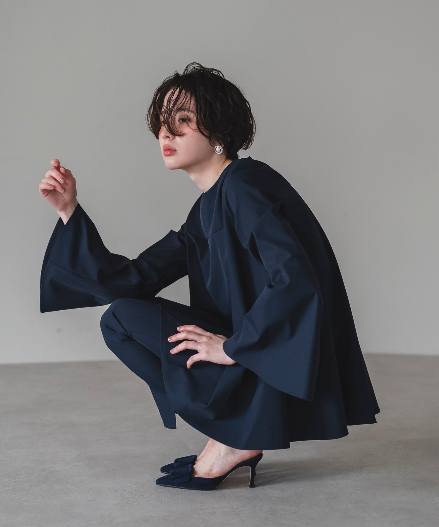 【Multi-Function】Bell Sleeve Flare Blouse