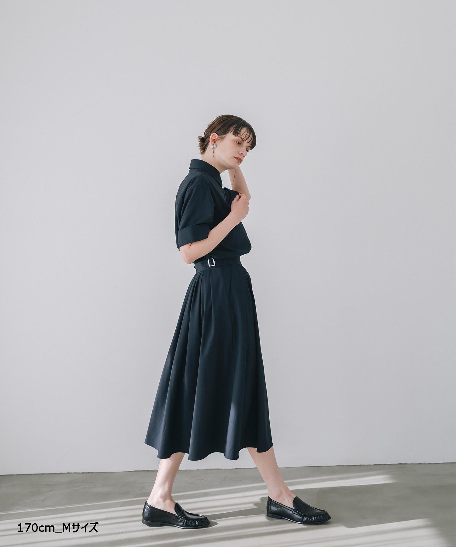 【Cool-Touch】Buckle Tuck Flare Skirt