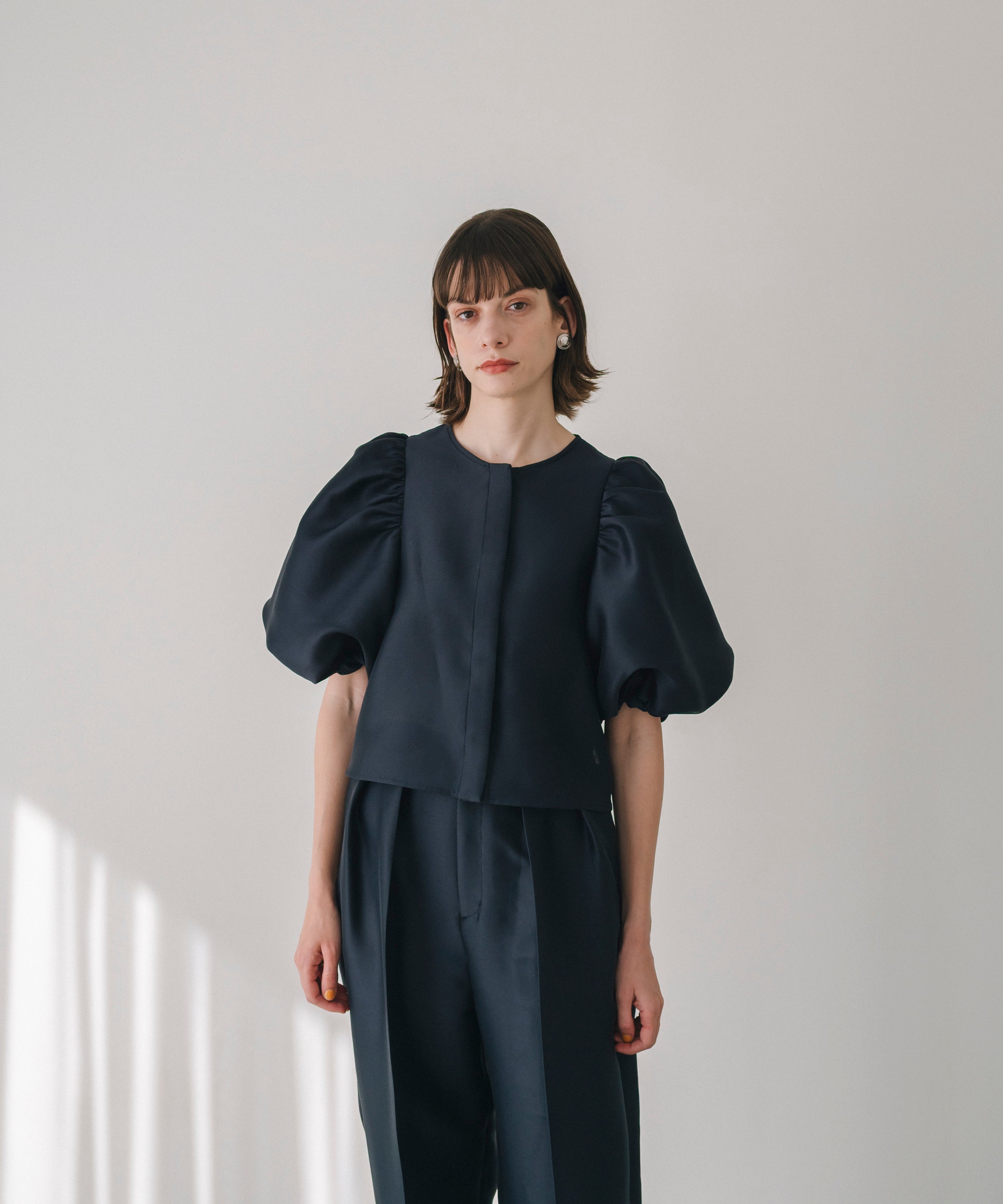 mare ネイビー Soft Volume Puff Sleeve Blouse Multi-Function】Soft Volume Puff Sleeve Blouse – maré（マレ