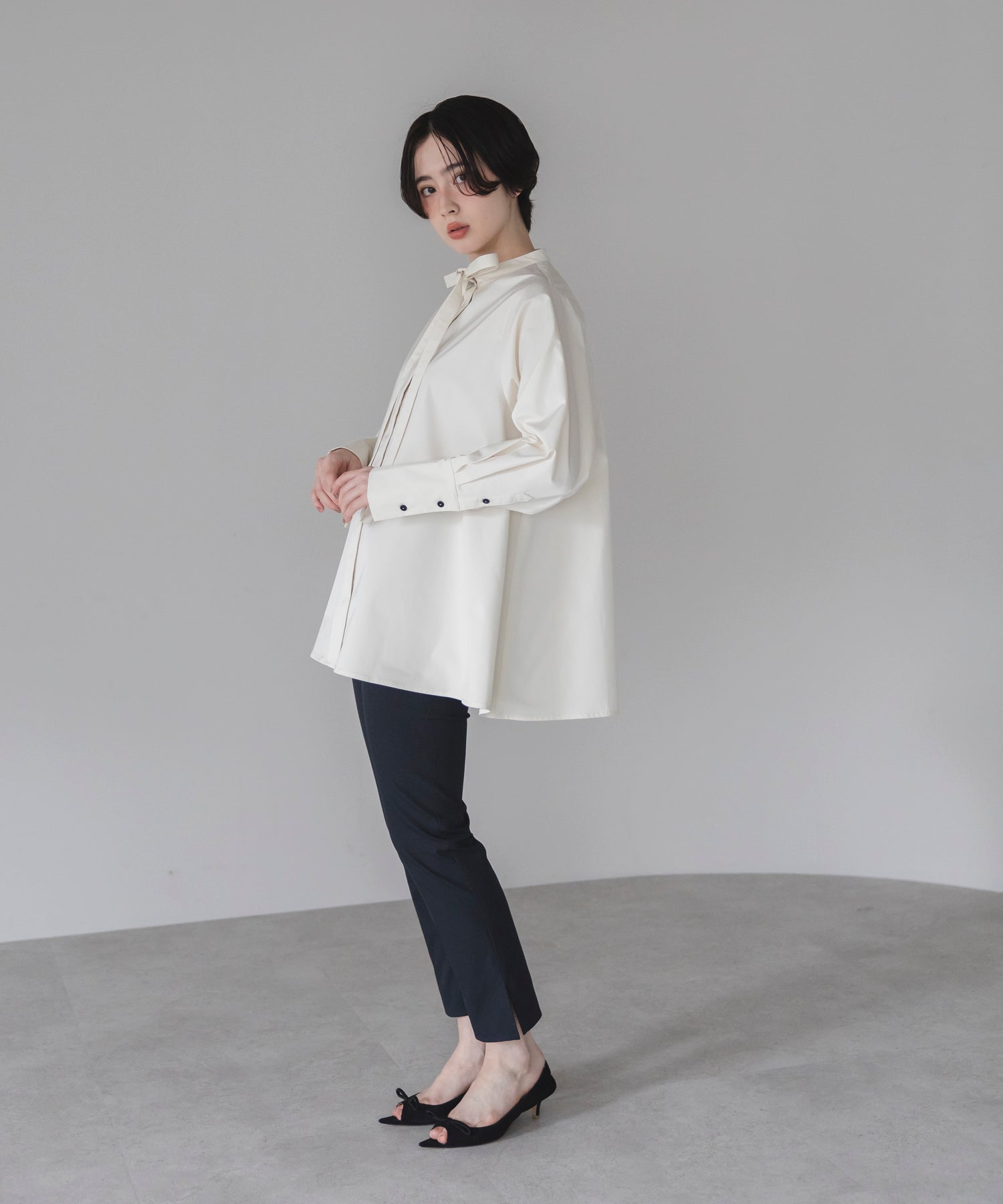 Water Repellent】Slim Tie Flare Blouse – maré（マレ）オンラインストア