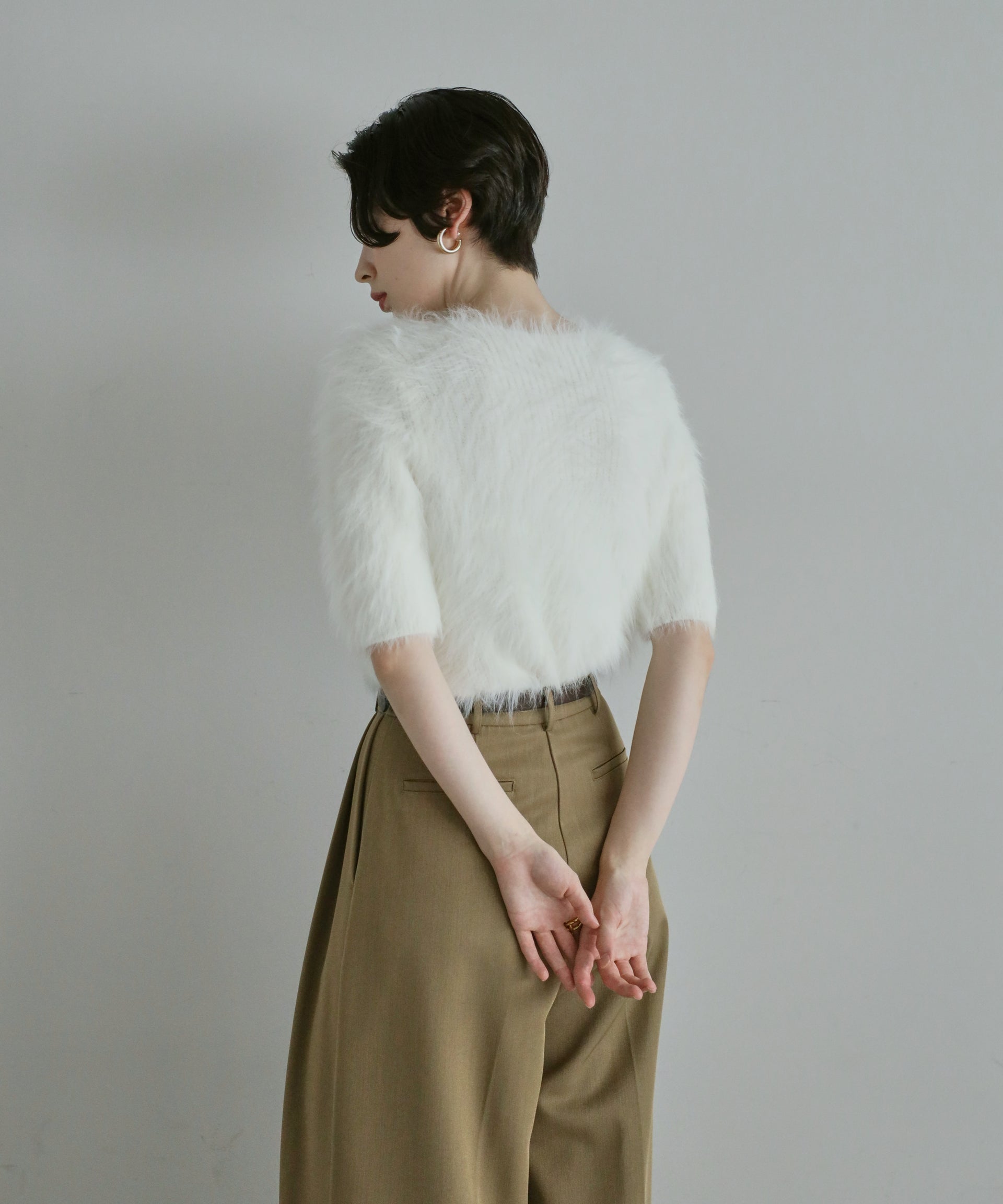 【Soft Touch】Fluffy Shaggy Half Sleeve Knit