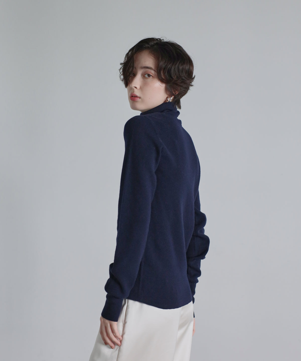 【Superfine Merino Wool】Minimal Turtleneck Knit