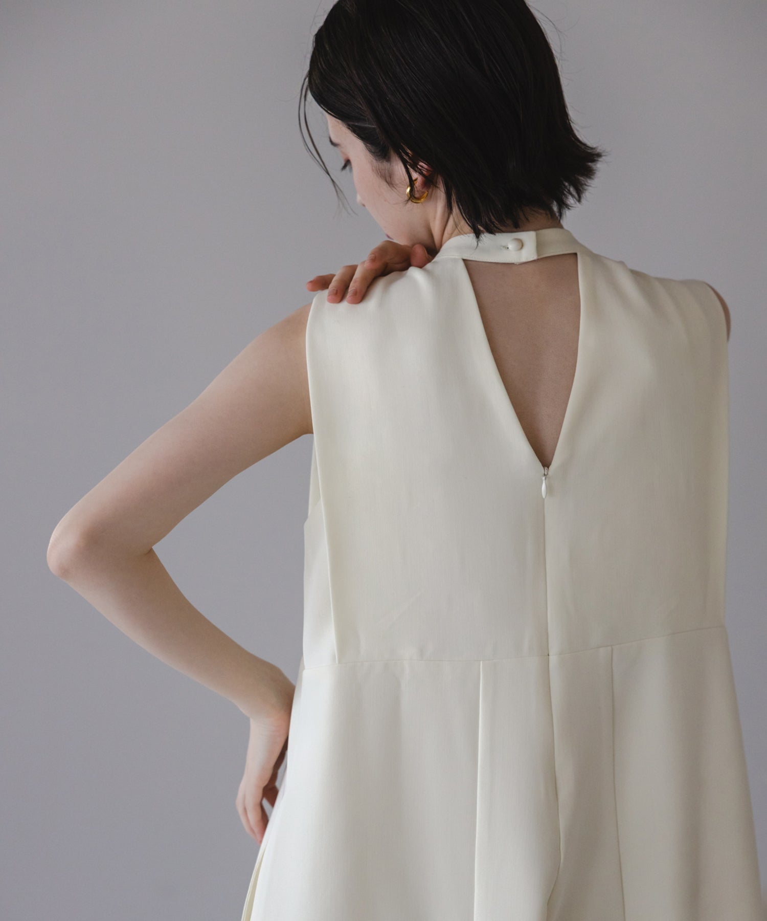 【Wrinkle Prevention】Cocoon Sleeveless All In One