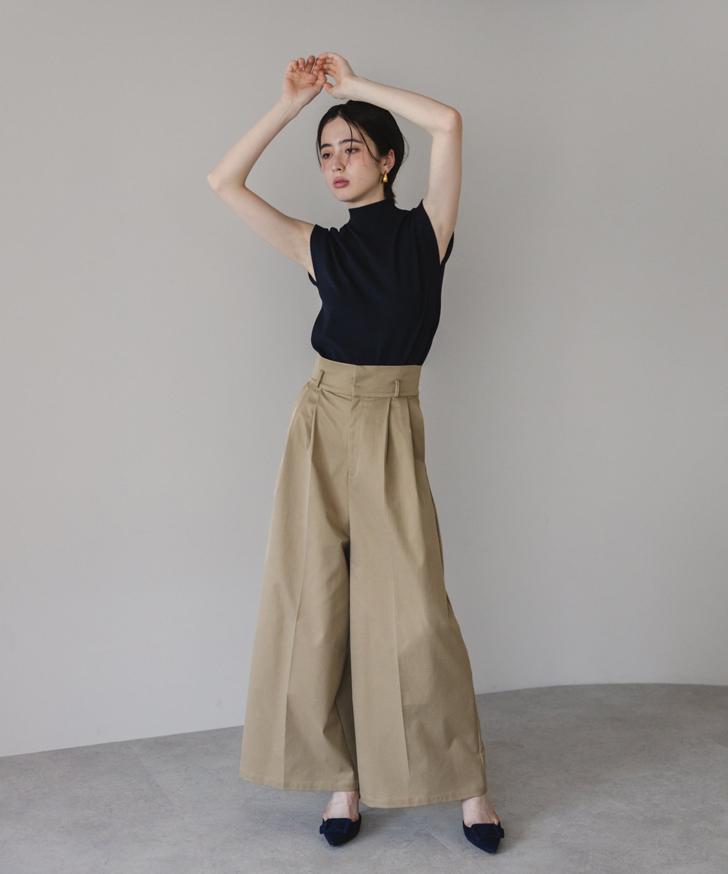 Machine Washable】Hight Neck Sleeve Less Knit – maré（マレ