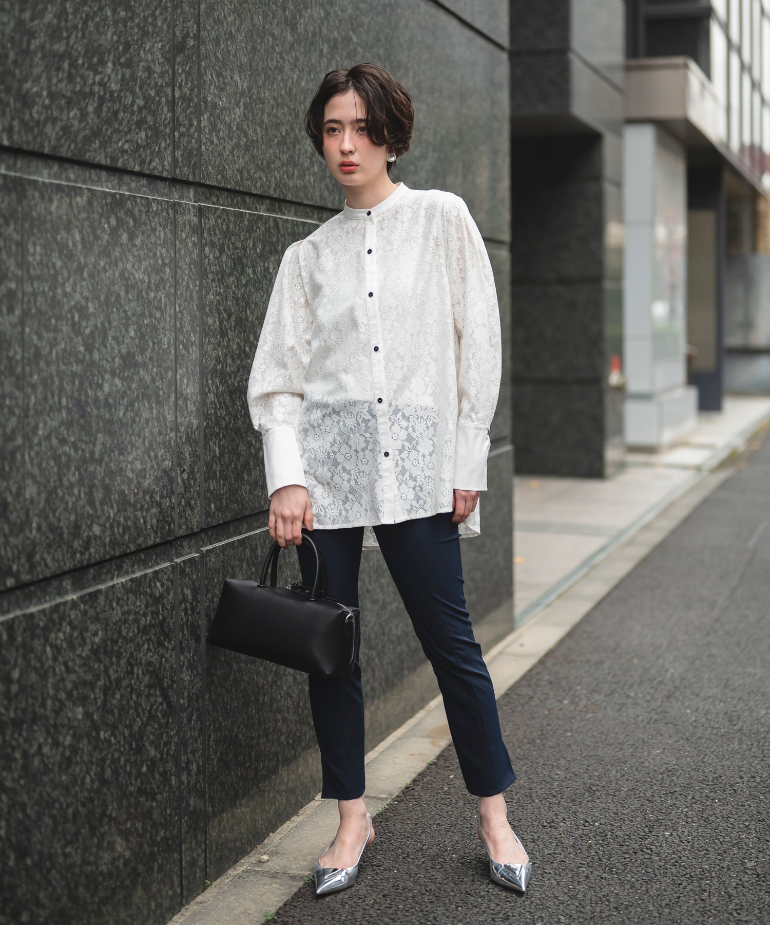 【Wrinkle Prevention】Lace Docking Blouse