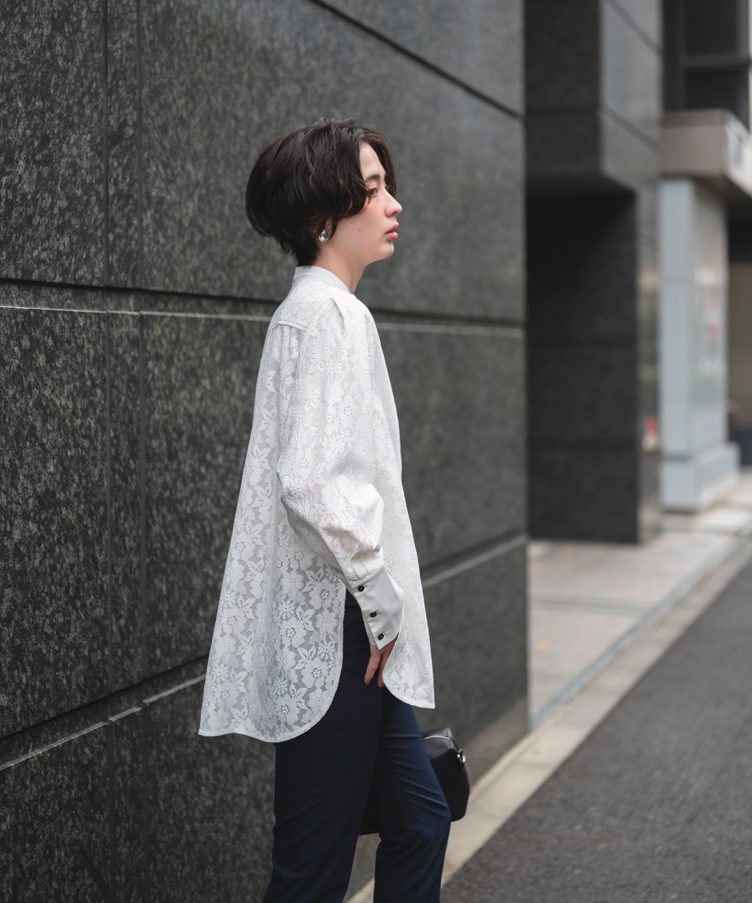 【Wrinkle Prevention】Lace Docking Blouse