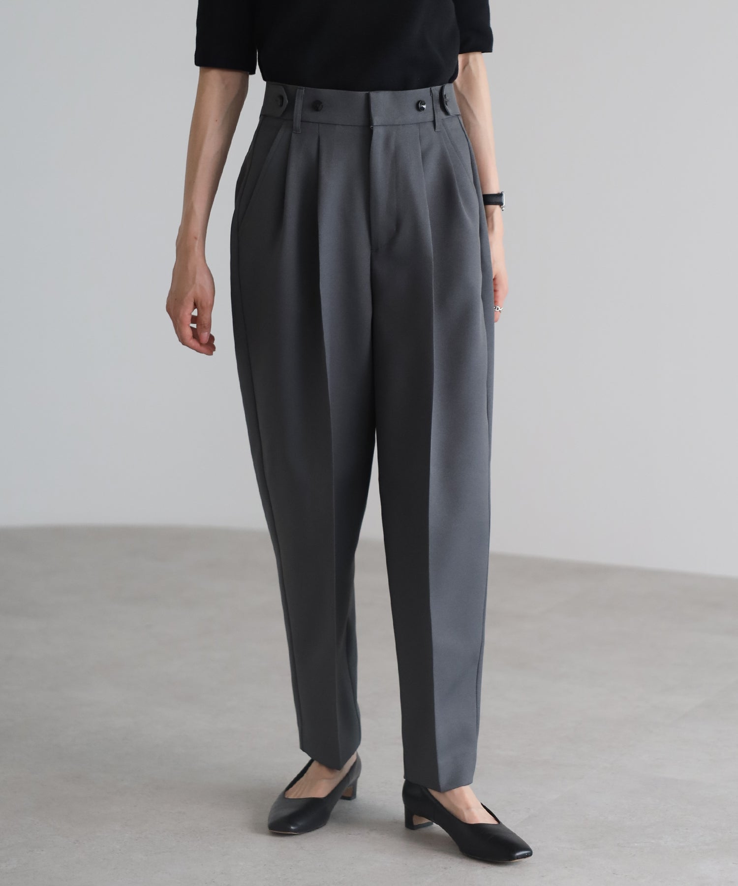 【Multi-Function】Tuck Belt Slacks
