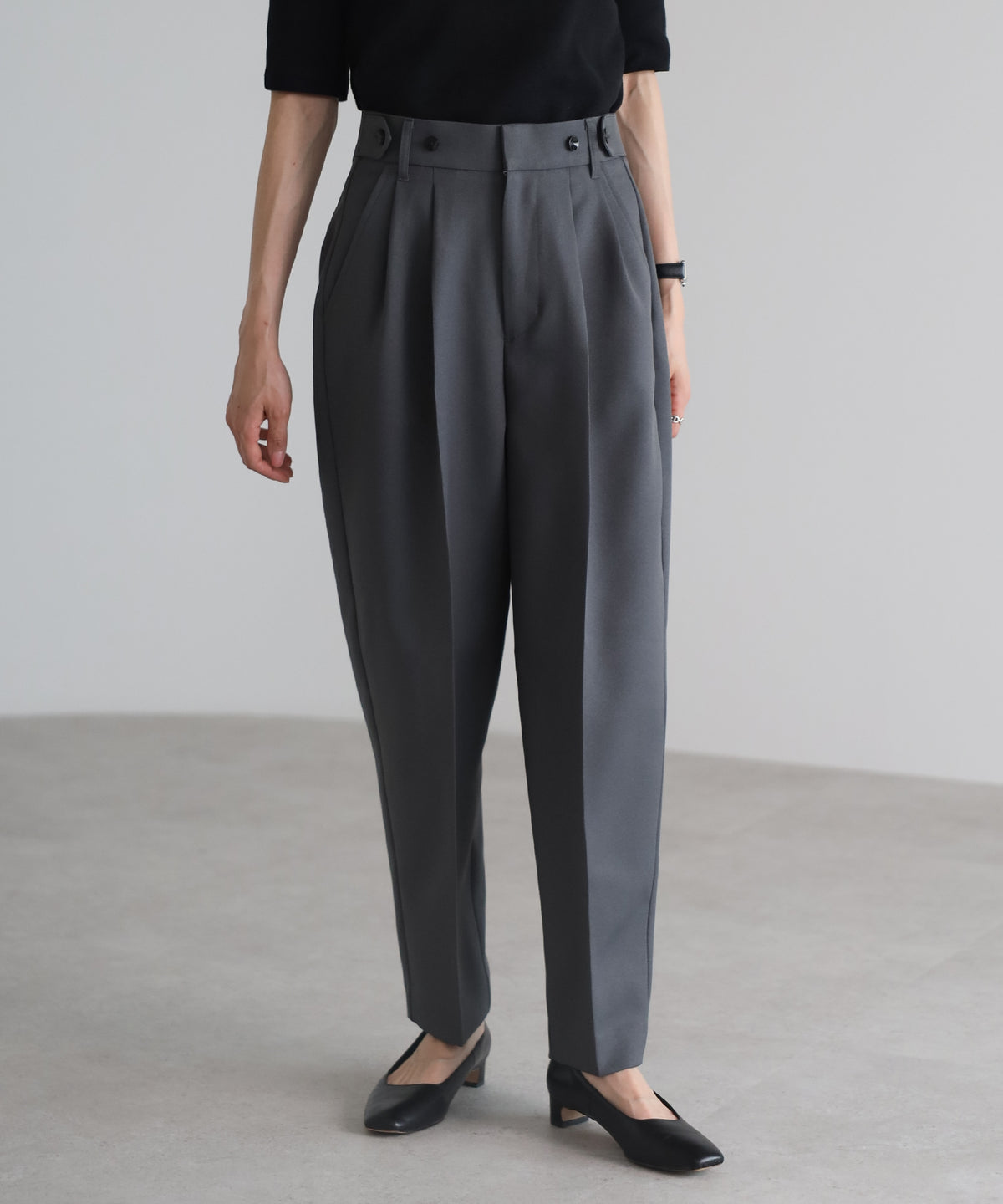 【Multi-Function】Tuck Belt Slacks