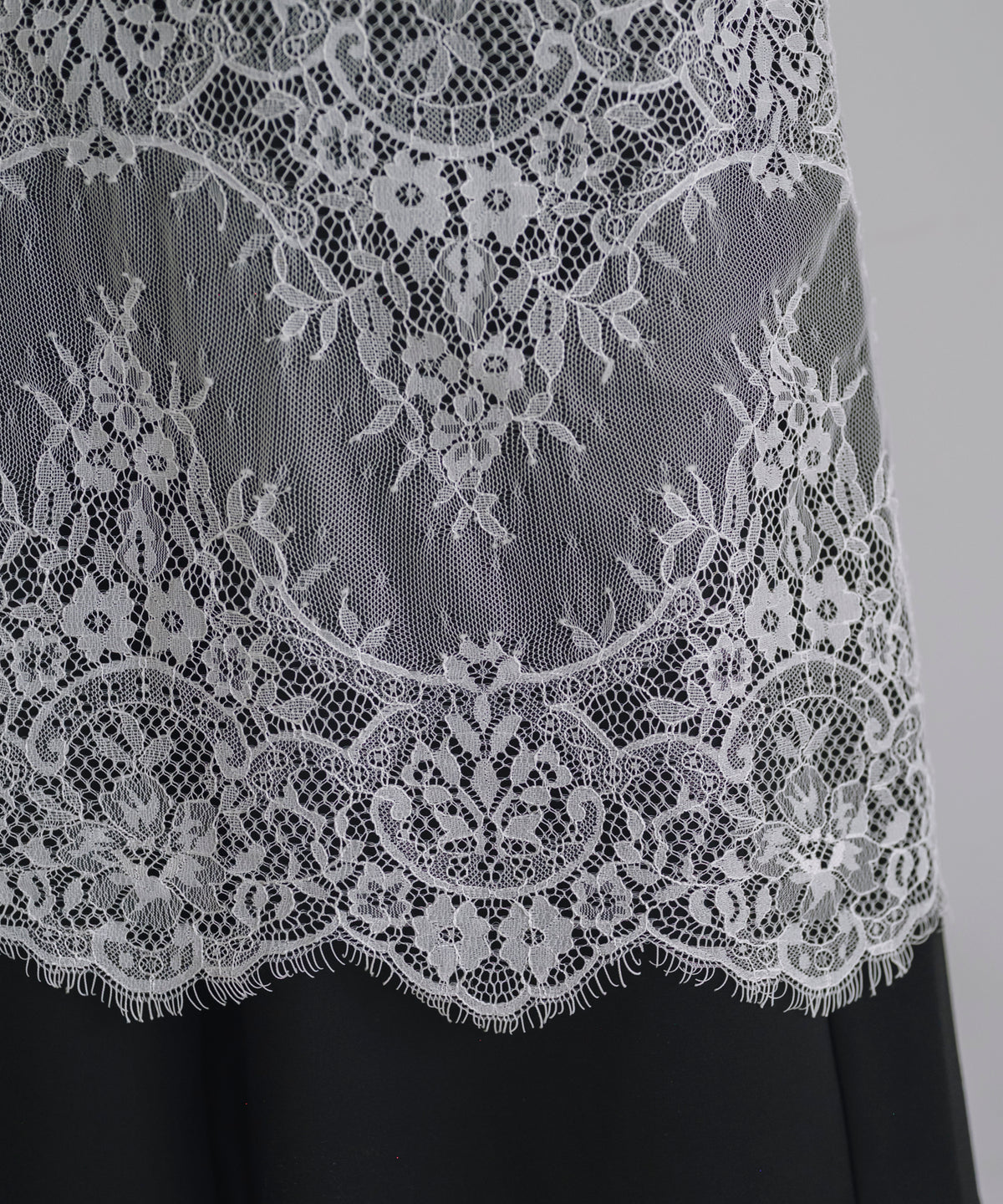 【Layerable】Lace Layered Sleeveless Onepiece