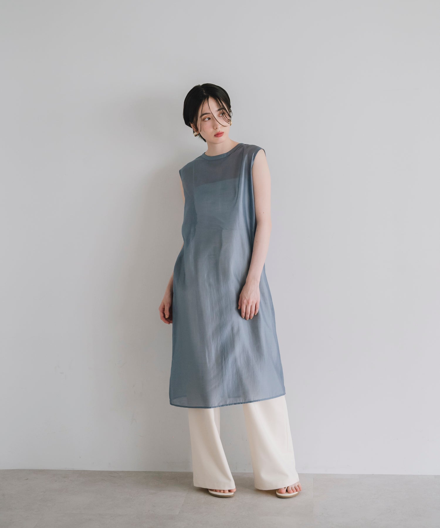 【Layerable】Lace Layered Sleeveless Onepiece