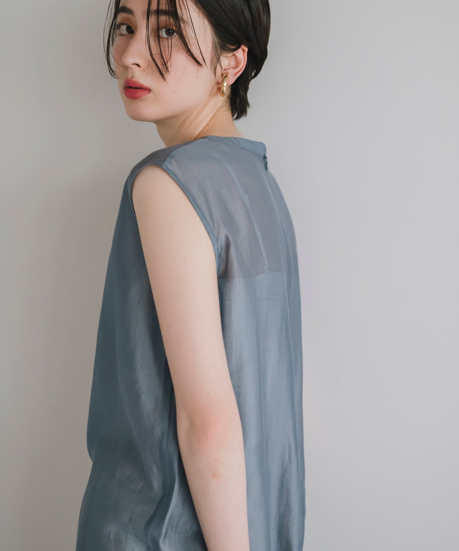 【Layerable】Lace Layered Sleeveless Onepiece