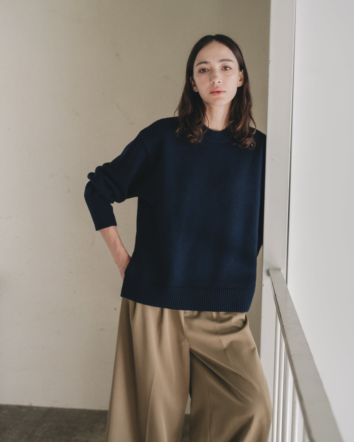 【Classic Comfort】Soft Wool × Cashmere Relaxed Crewneck Knit