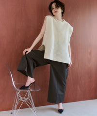 【Pre-Order】【Layerable】Wool Side Slit Middle Vest