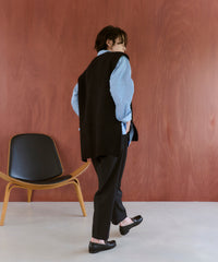 【Pre-Order】【Layerable】Wool Side Slit Middle Vest