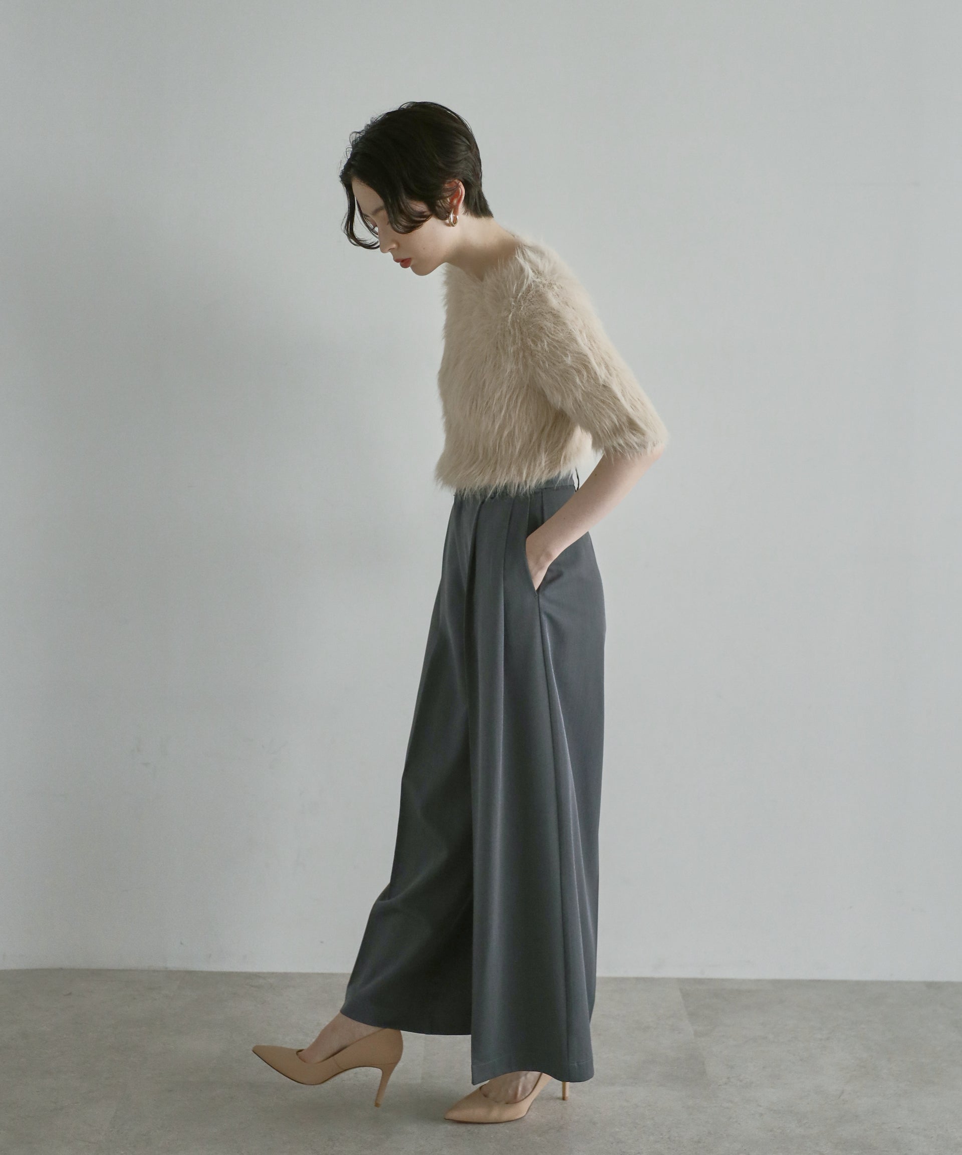 【Soft Touch】Fluffy Shaggy Half Sleeve Knit