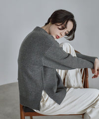 【Classic Comfort】Soft Wool × Cashmere Relaxed Crewneck Knit