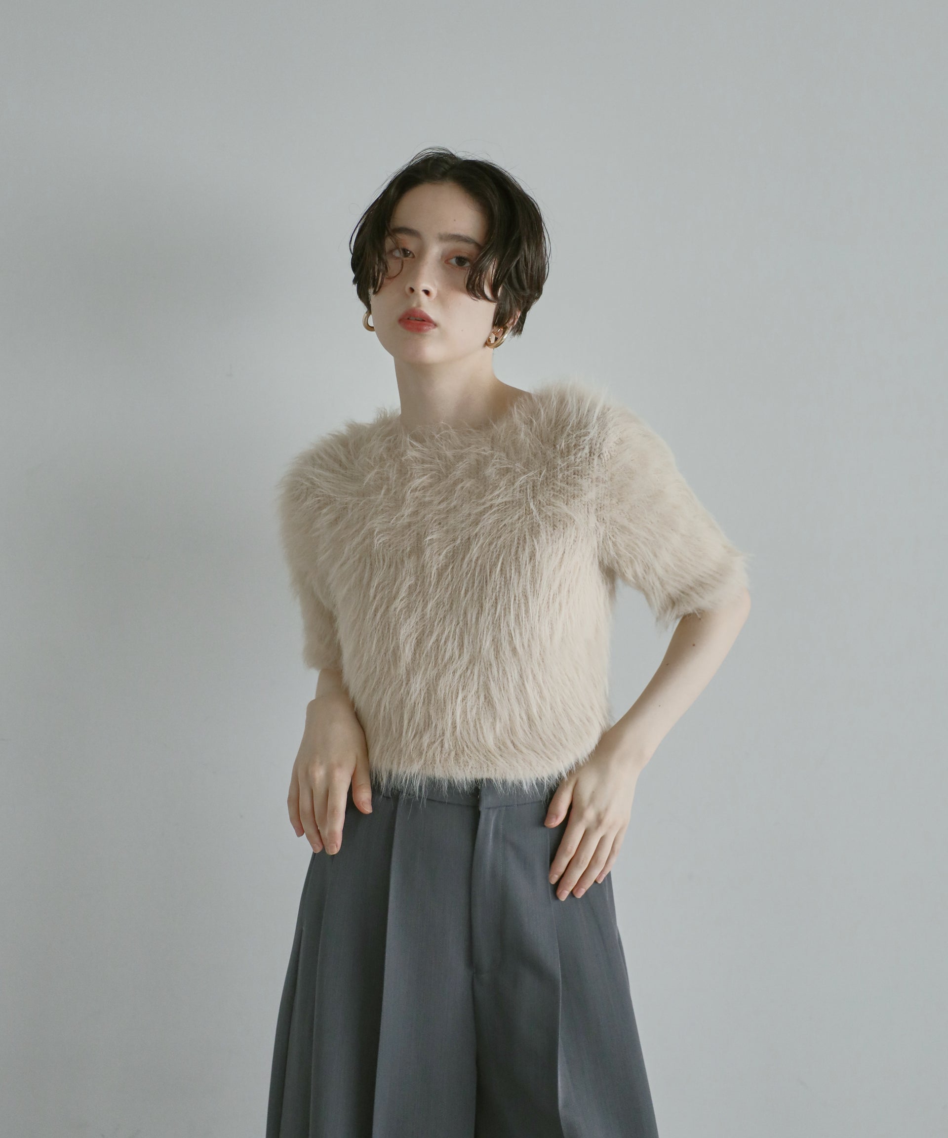 【Soft Touch】Fluffy Shaggy Half Sleeve Knit