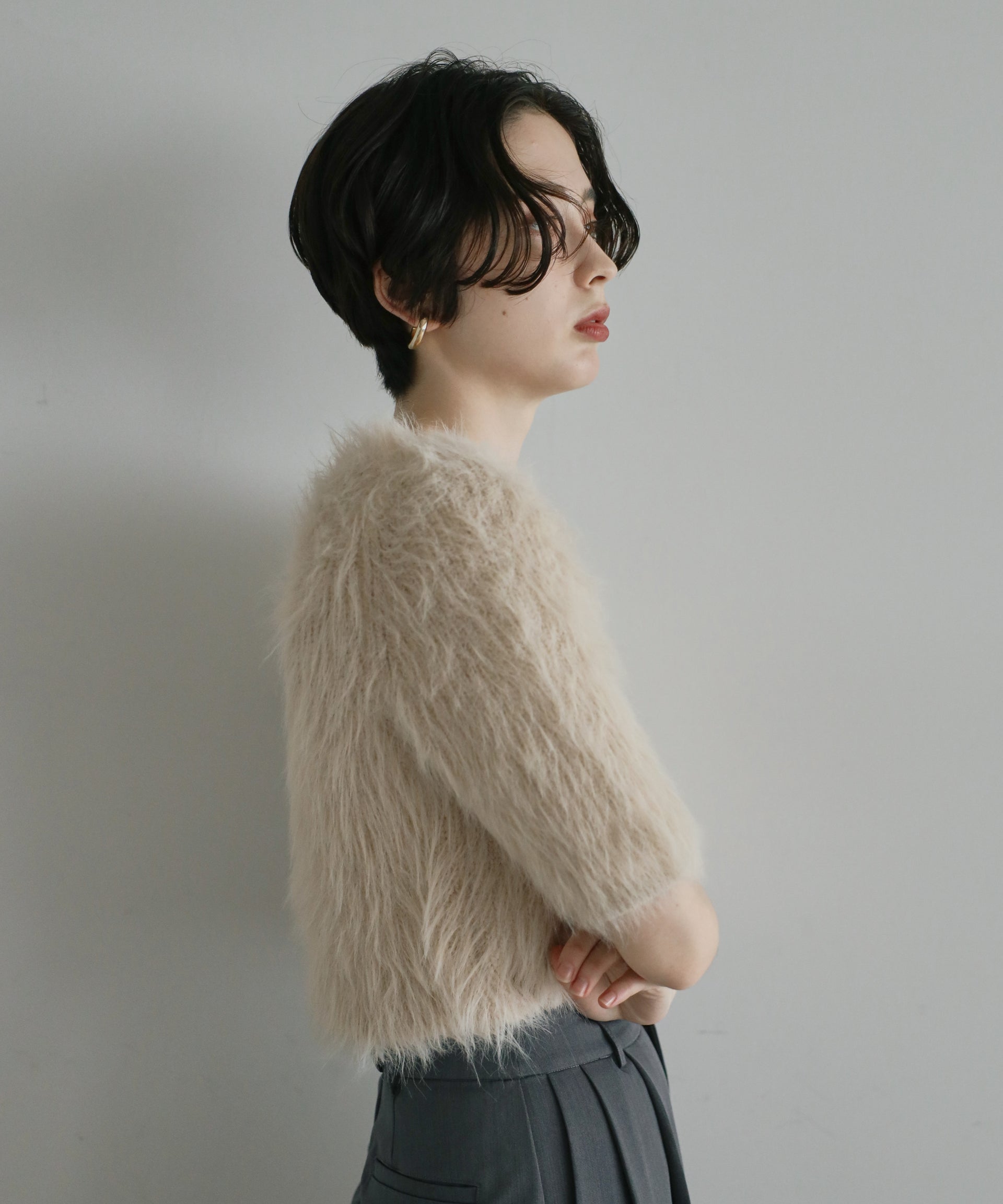 【Soft Touch】Fluffy Shaggy Half Sleeve Knit