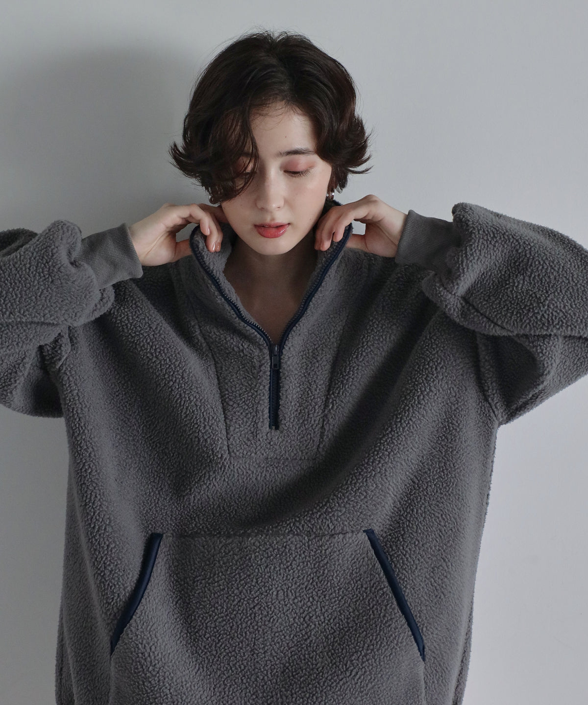 【Machine Washable】Minimal Logo Half-Zip Fleece