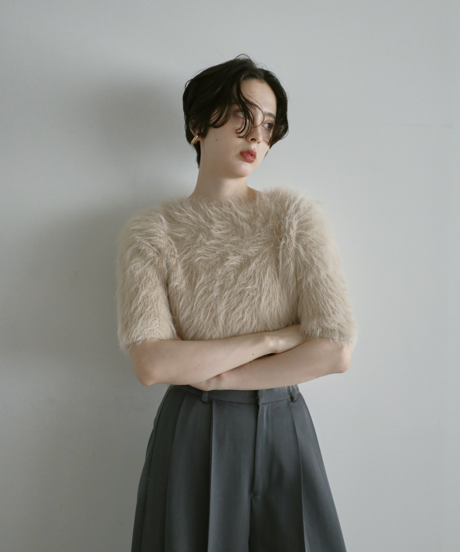 【Soft Touch】Fluffy Shaggy Half Sleeve Knit