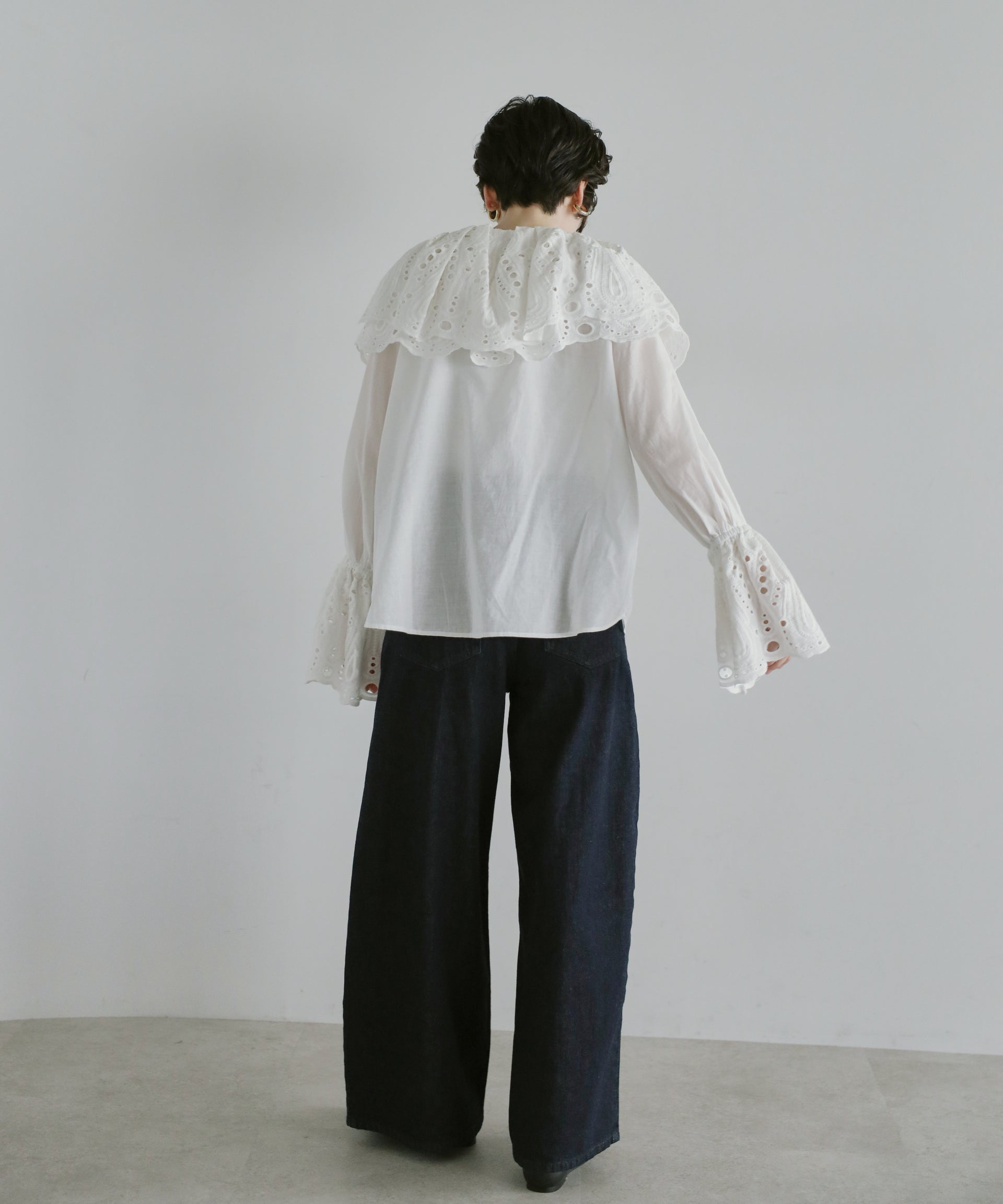 【Vintage Romantic】Eyelet Cutwork Lace Blouse