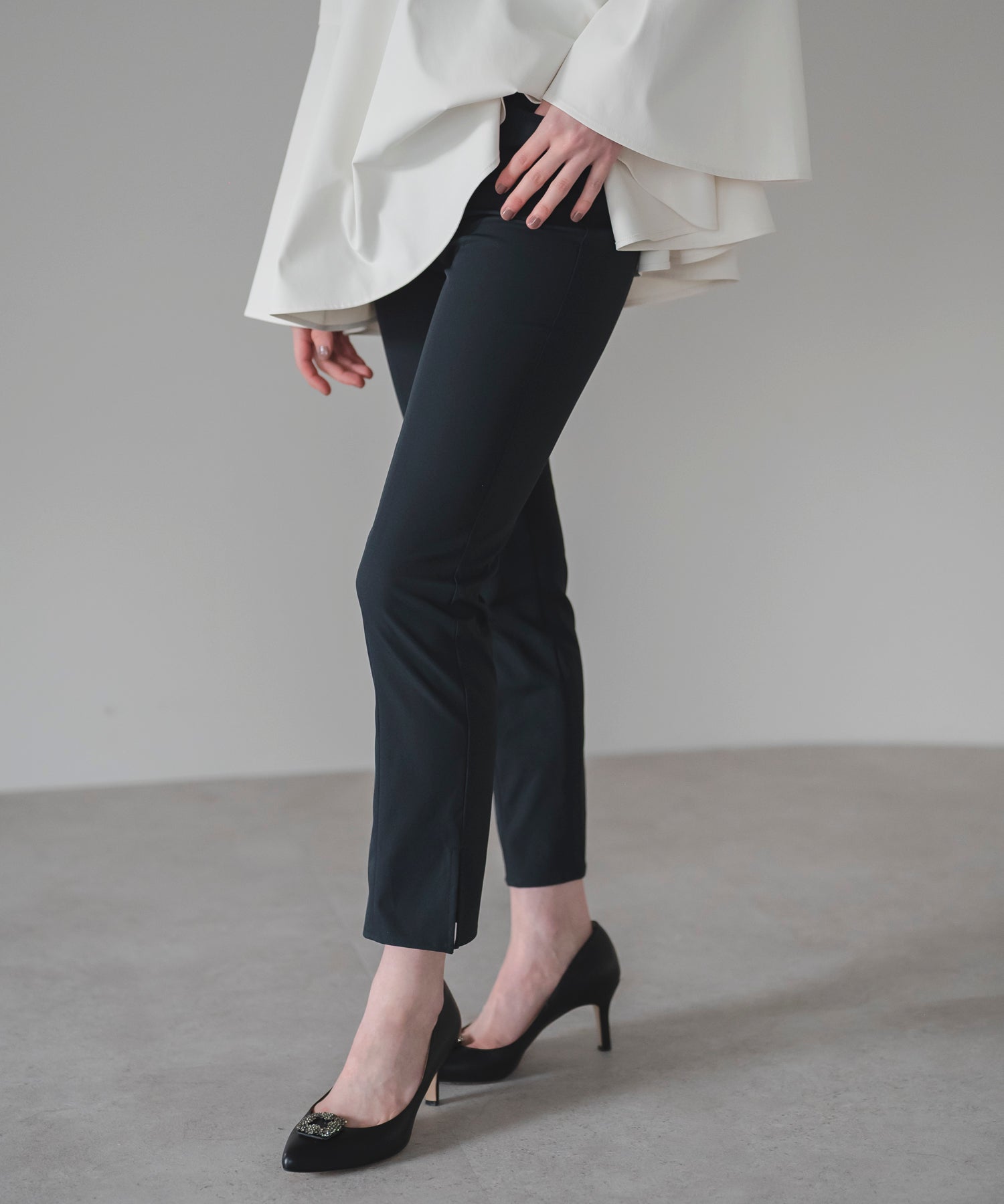 【maré 】Stretch Straight Pants Multi-Function】Stretch Straight Pants – maré（マレ）オンラインストア
