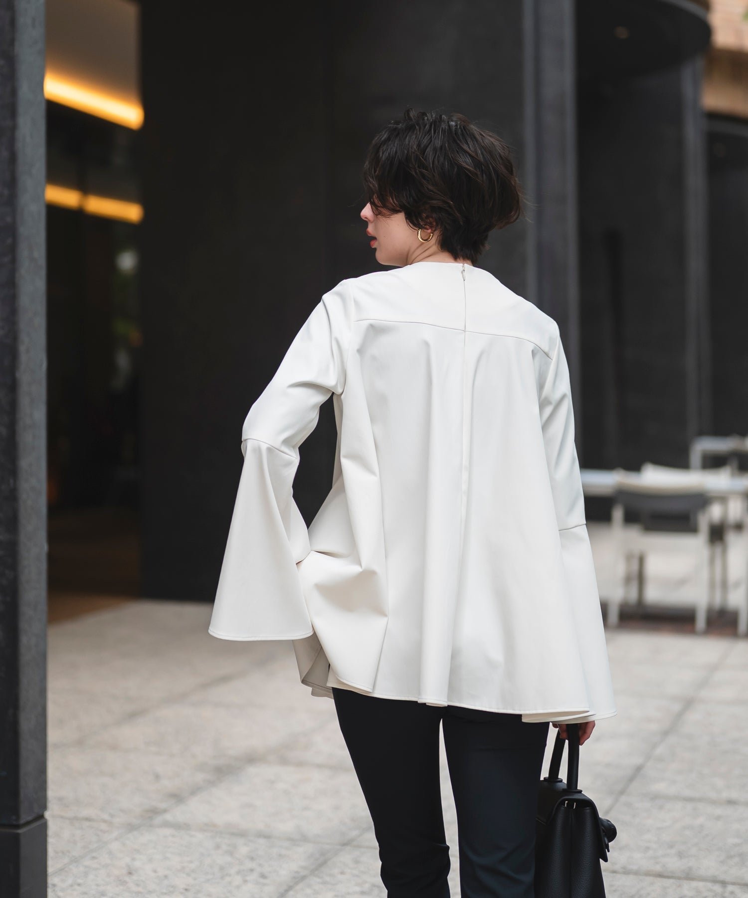 【Multi-Function】Bell Sleeve Flare Blouse