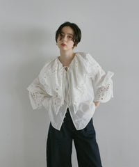 【Vintage Romantic】Eyelet Cutwork Lace Blouse