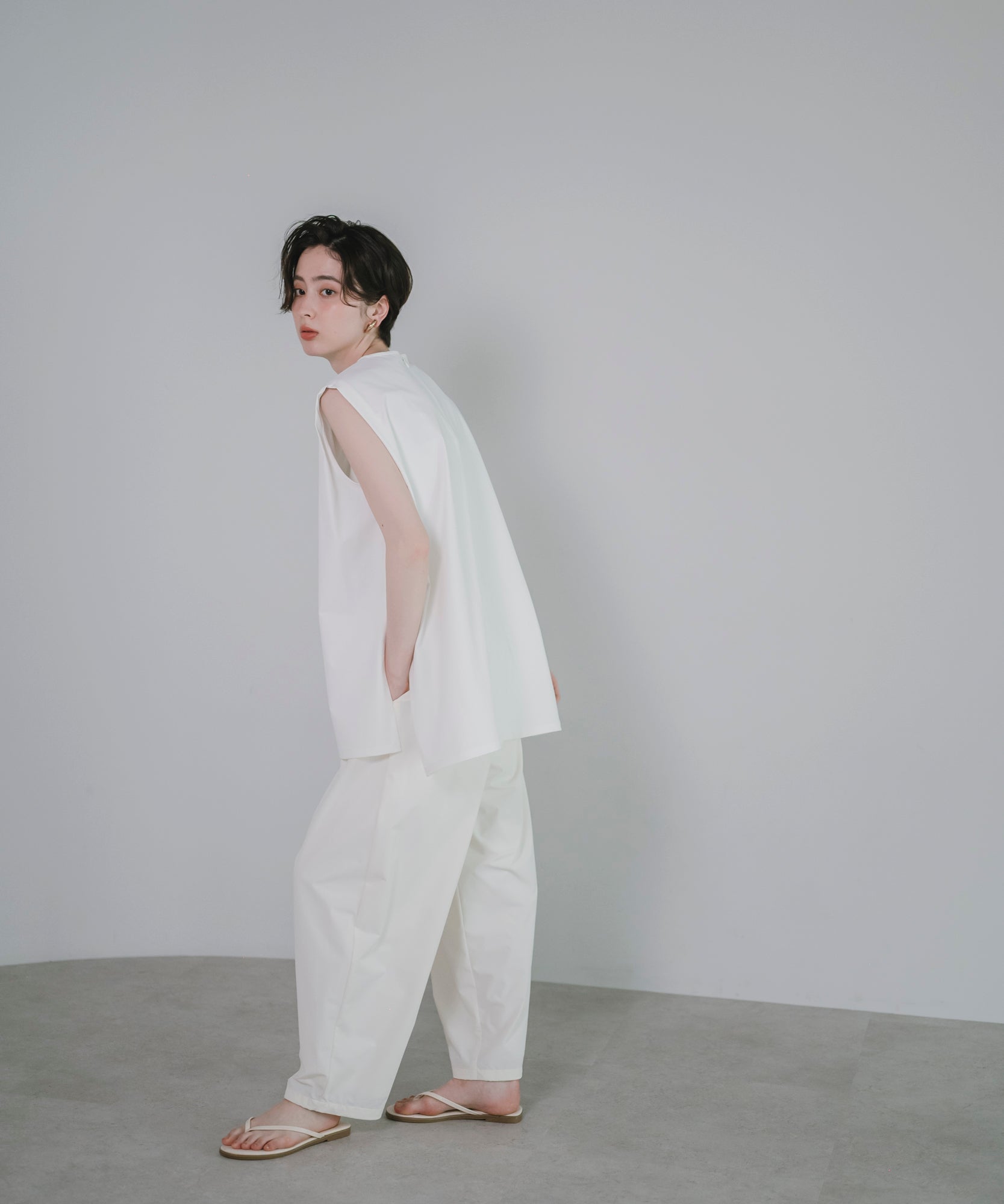 【Multi-Function】Box Silhouette Tops