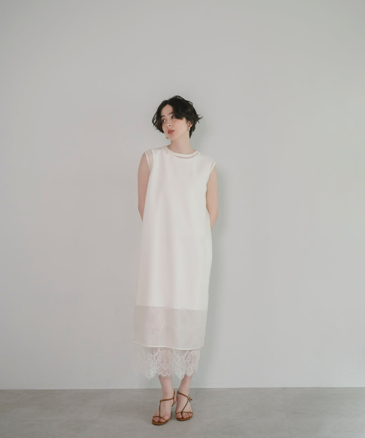 【Layerable】Lace Layered Sleeveless Onepiece