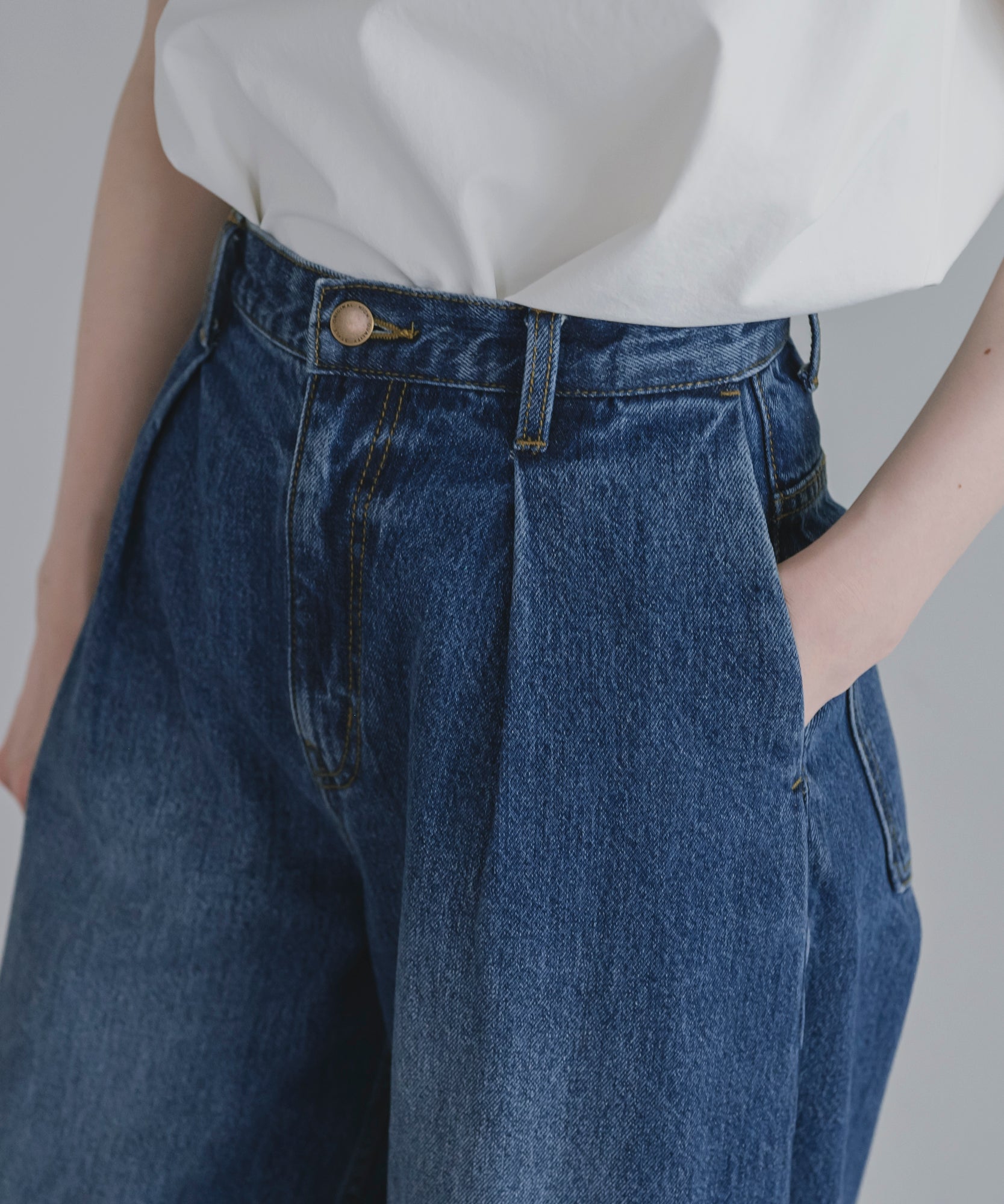 【KUROKI Denim】Tucked Wide Denim