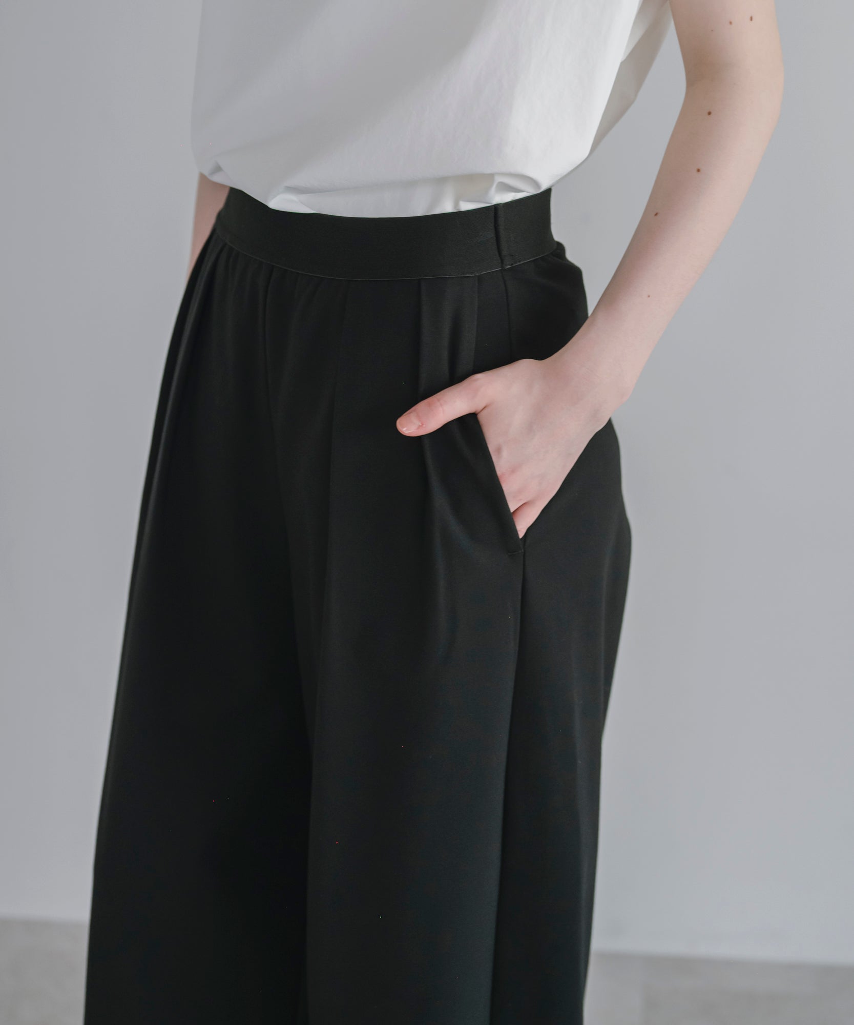 【Multi-Function】Relax Tuck Wide Pants