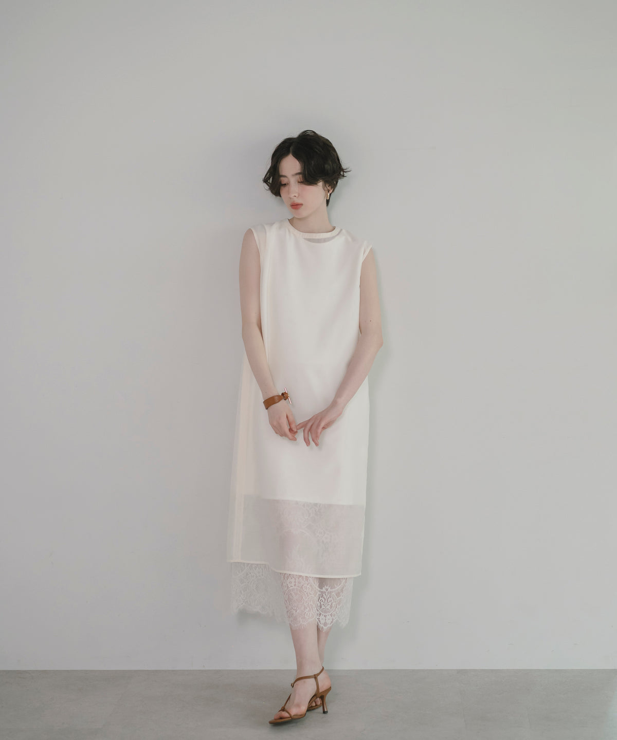 【Layerable】Lace Layered Sleeveless Onepiece