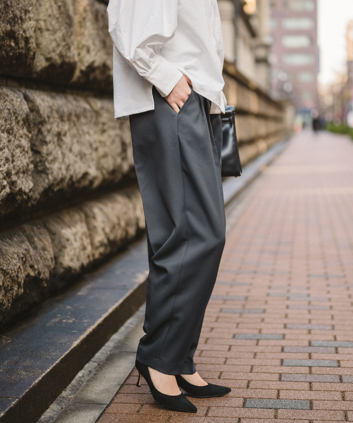 【Multi-Function】Tuck Belt Slacks