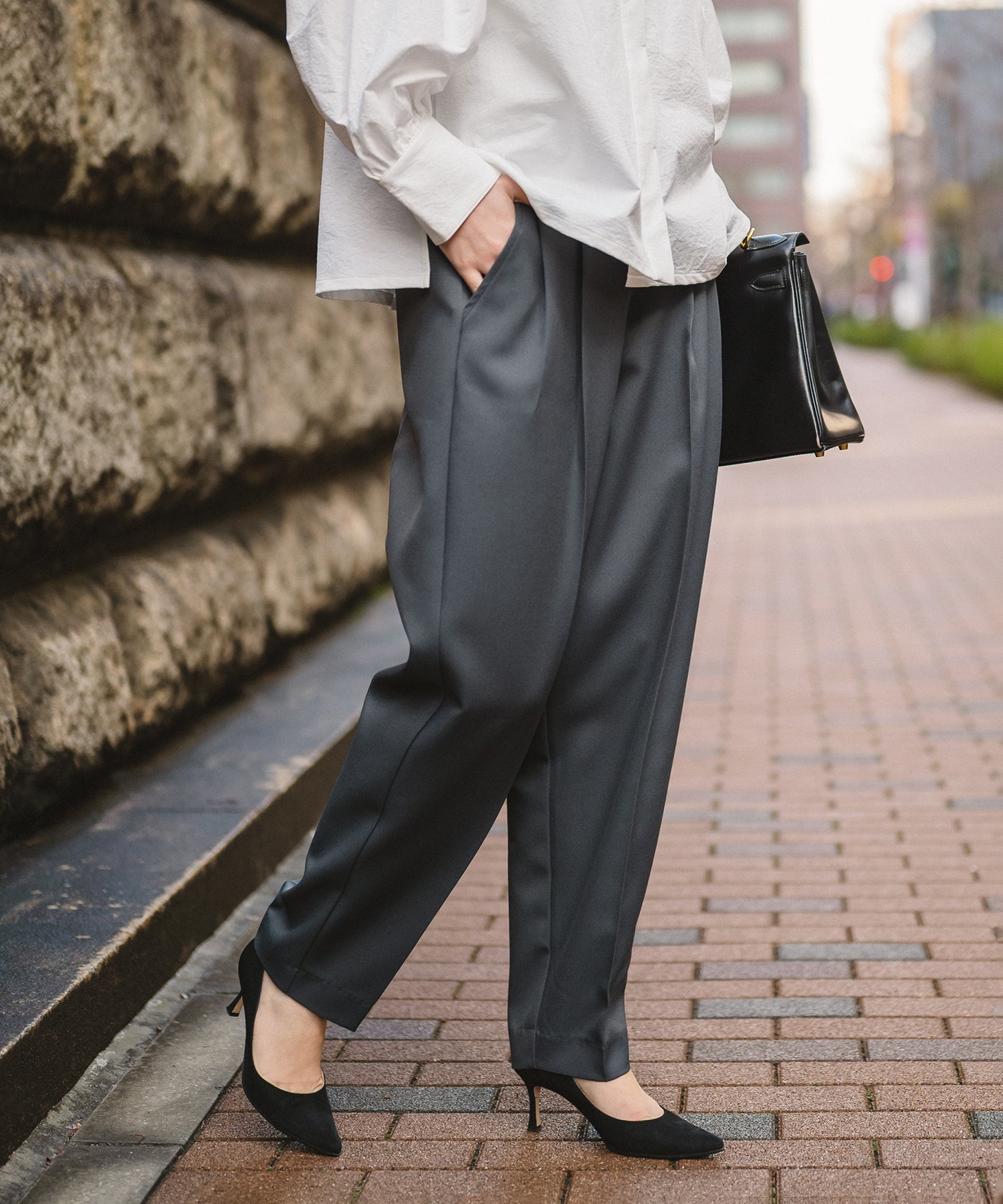 MAISON MARAIS メゾン マレ ツー タック ベルト スラックス Multi-Function】Tuck Belt Slacks – maré（マレ）オンラインストア